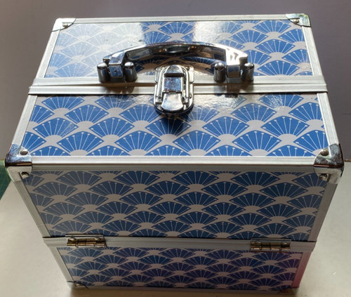 Blue aluminium make - aluminium,