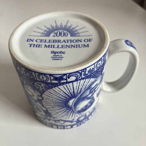 Blue white 2000 - blue,