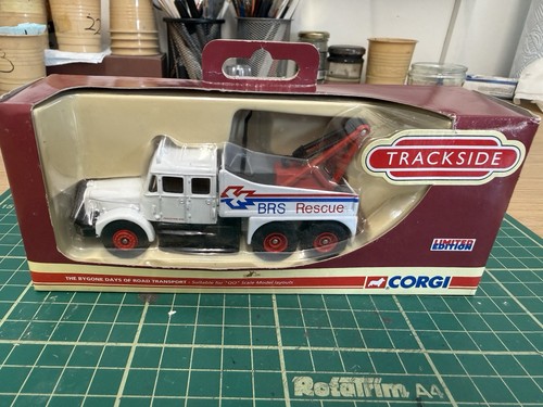 Corgi trackside scammell - corgi,