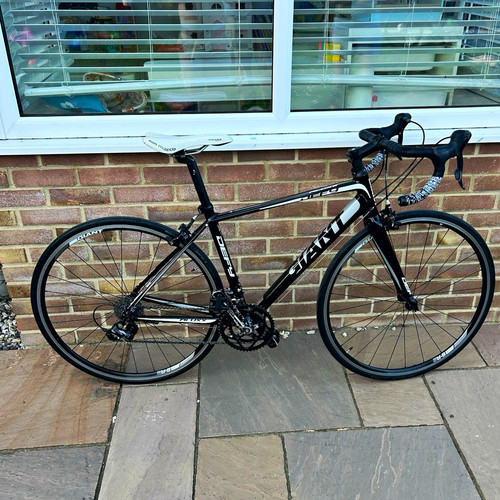 Giant defy road bike - giant, 700c