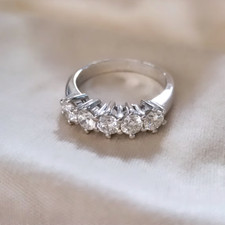 1Ct Round Cut EF-VS Certified