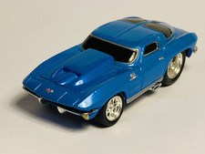 Muscle Machines : Corvette
