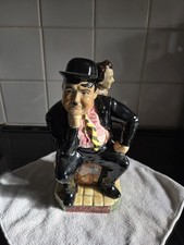 Kevin Francis Ceramics Laurel