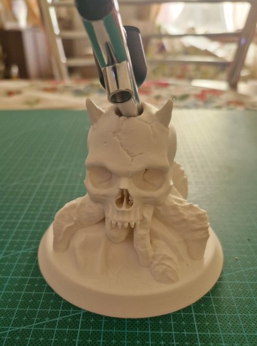 Airbrush holder painted - holder/painted, devil