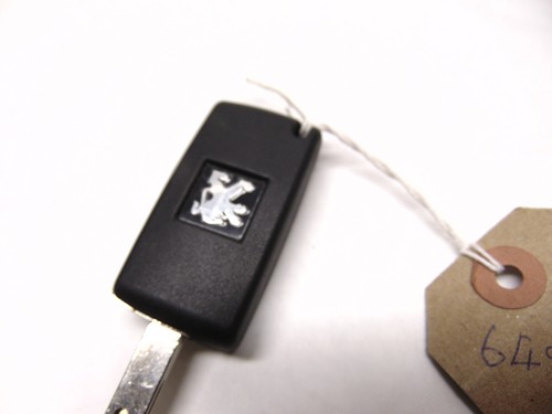New genuine peugeot 207 307 - new,