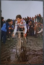 sean kelly cycling through the