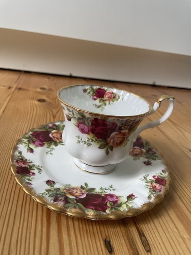 Vintage royal albert old - vintage,