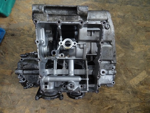 Suzuki gsxr 600 k2 - k1,