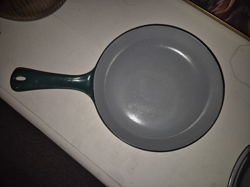 Aga set cast - aga, of