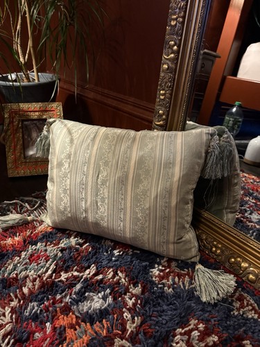 Vintage laura ashley scatter - laura,