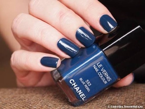 Chanel blue rebel 553 - blue, nail