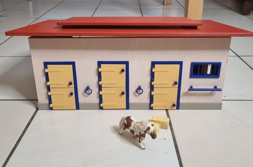 Schleich stable block - stable, –