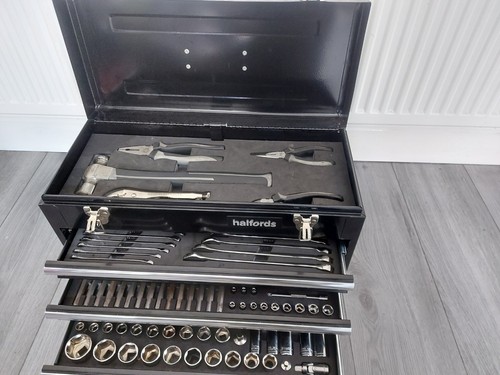 Halfords advanced 121 - 121, piece
