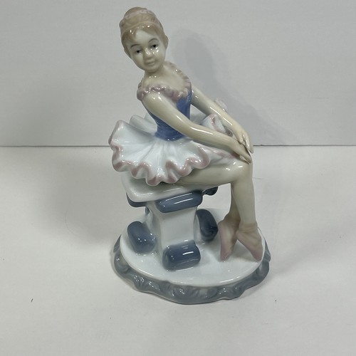 Lladro dancer ballerina - lladro,