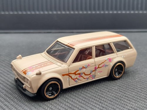 Hot wheels datsun 510 - hot, '71