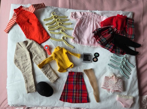 Bundle vintage sindy and - bundle,