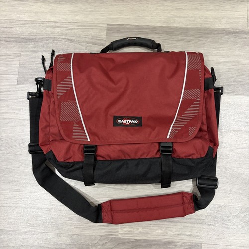 Eastpak delegate shoulder - delegate,