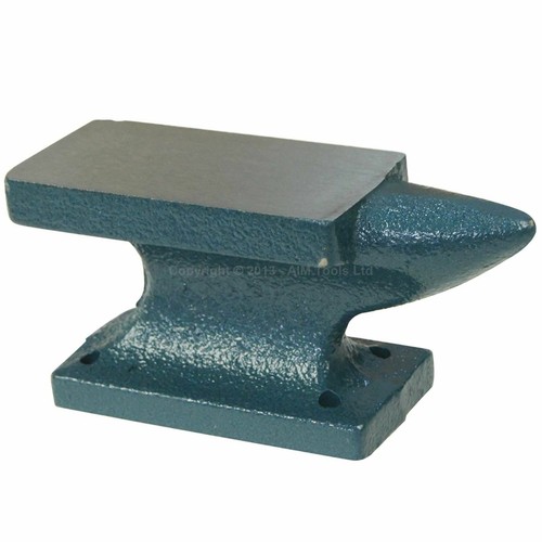 402450 blacksmith anvil - blacksmith, metal