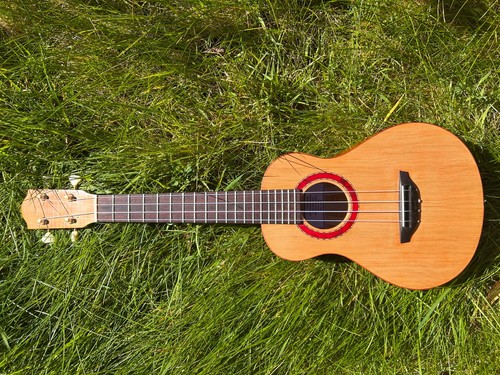 Concert ukulele handmade - ukulele,
