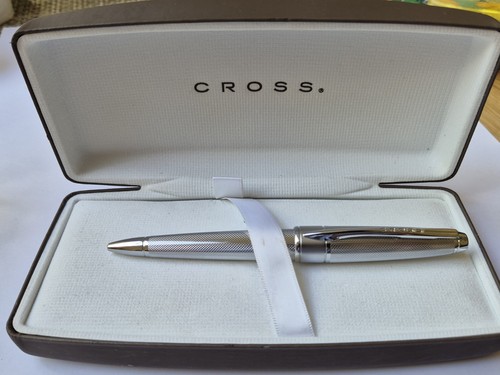 Cross apogee chrome diamond - cross,