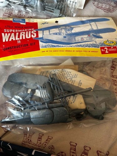Airfix a09183 supermarine - airfix,