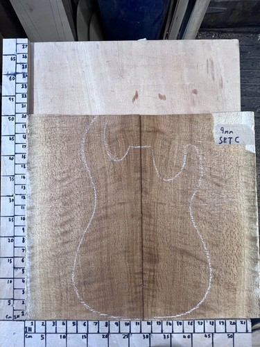 Rippled quarter sawn - rippled,