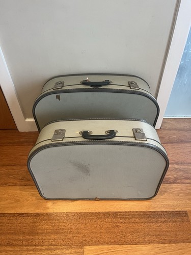 Vintage mid century hardshell - vintage,