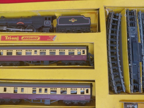 Tri ang railways oo gauge - railways,