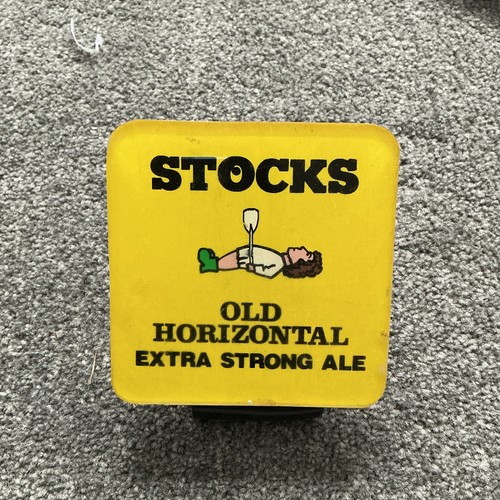 Stocks old horizontal - old, extra