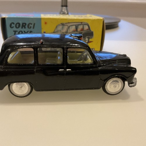 Corgi 418 austin - austin, fx4
