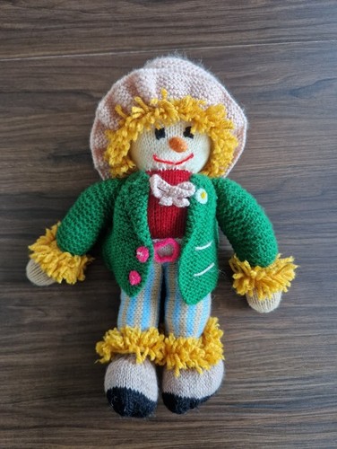 Hand knitted scarecrow 40cm - hand,