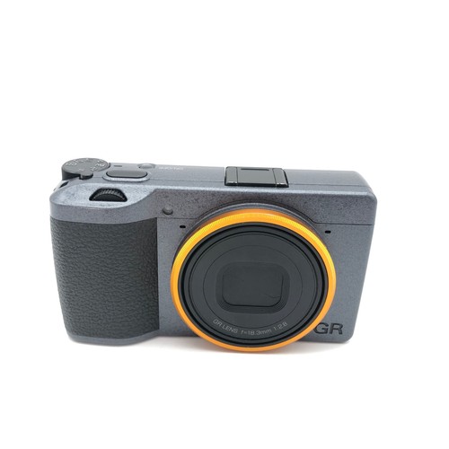 Ricoh iii 2mp aps - 24.2mp, aps-c