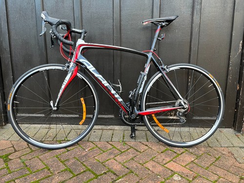 Avanti quantum full - full, carbon