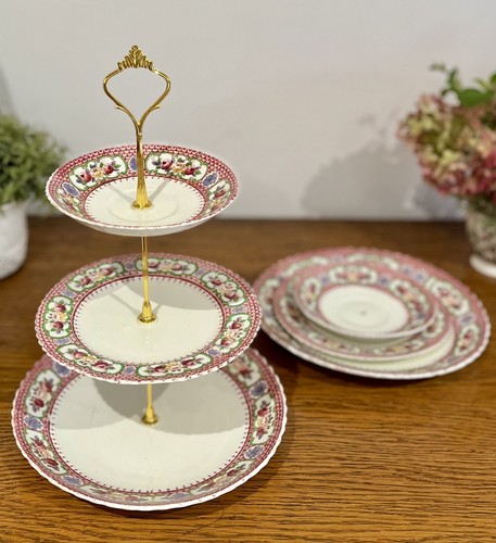 Stunning tier cake stand - cake,