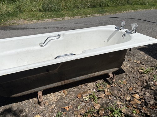 Vintage cast iron bath - cast,