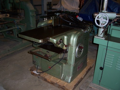 Wadkin x 9 surface - 18", 9"