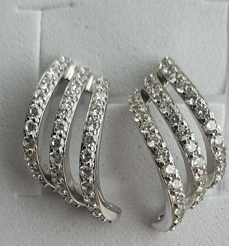 Sterling silver cubic - &,