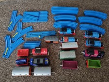 Vintage TOMY Thomas Trackmaster Track Bundle With Trains And Carriages Working