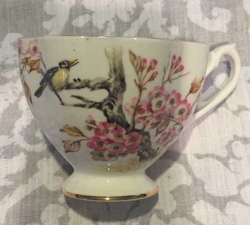 Queen anne fine bone china - queen,