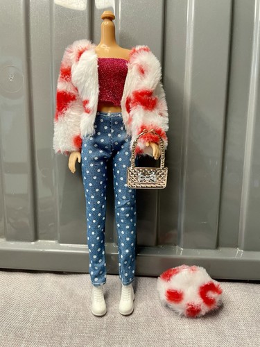 Barbie doll 6pc - outfit, jeans