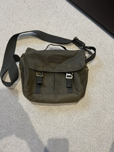 Barbour essential wax
