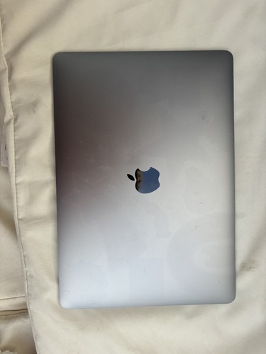 Macbook air 13 inches - air,