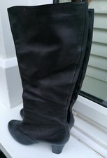 Women's Camper knee Length