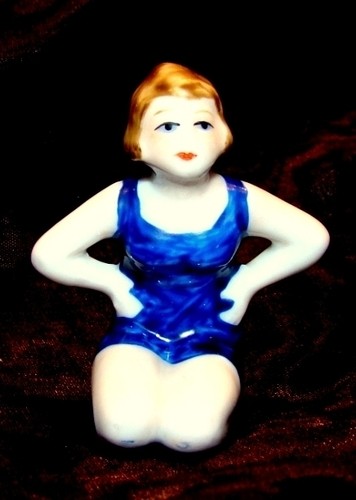 Figurine bathing beauty sexy - beauty,