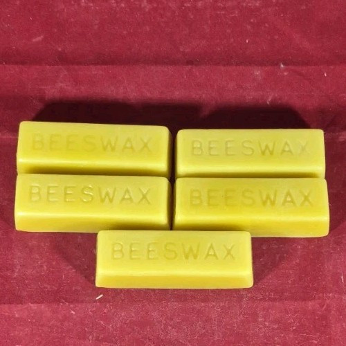100 pure beeswax blocks - x,