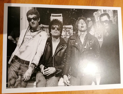 The damned size - the, wall