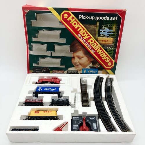 Hornby r680 pick goods - hornby, set