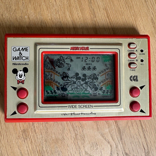 Nintendo game watch - game, wide