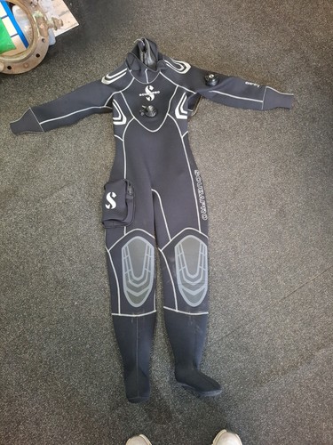 Scubapro everdry drysuit - scubapro,