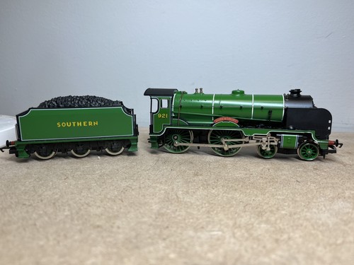 Hornby railways gauge - oo, r583